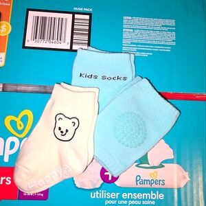 3 pack of toddler socks
